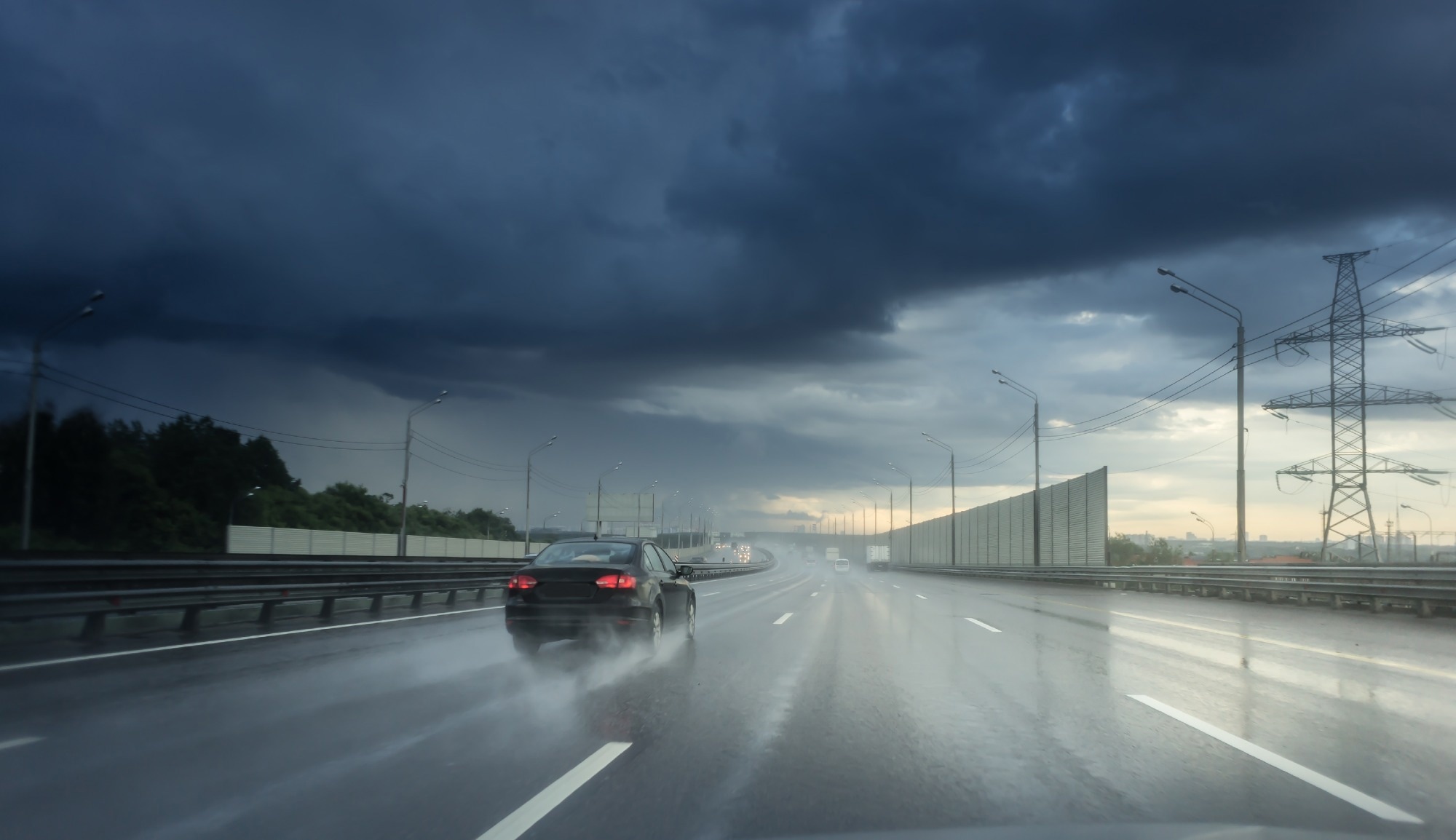 Study: Novel Algorithm for Accurate Weather Monitoring and Enhancing Highway Safety. Image credit: MakDill/Shutterstock